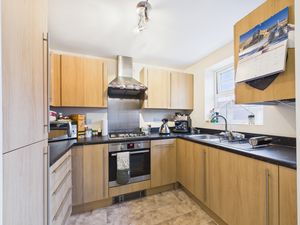 Kitchen- click for photo gallery